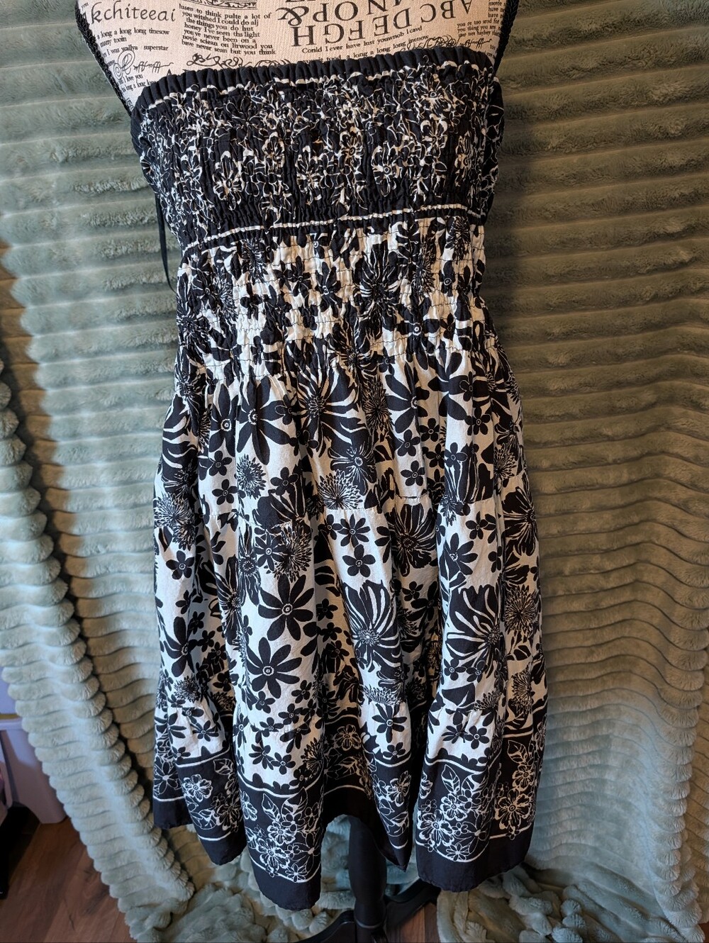 Black & White Floral Strapless Smocked Sundress With Lining